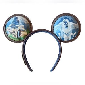 Disney Matterhorn Mickey Ears Club 33 Exclusive NEW
